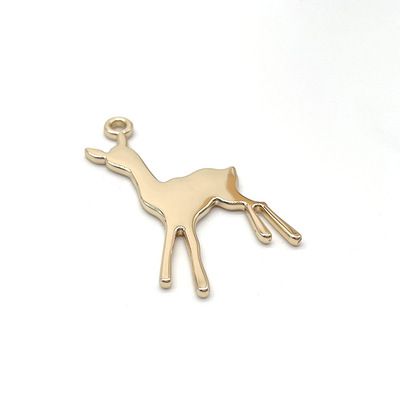 箱包五金开云体育·开云官方网站-开云体育（中国）
吊牌配件 女包开云体育·开云官方网站-开云体育（中国）
吊牌 浅金色光面鹿吊饰厂家定制 - 2